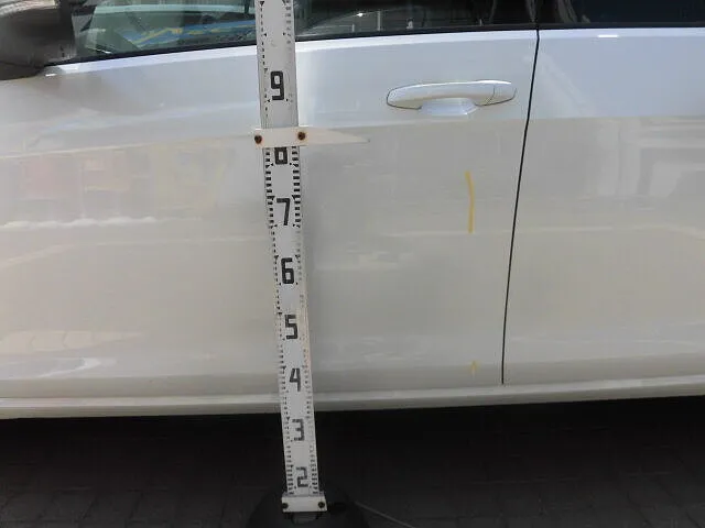 富士市　鈑金塗装　ゴルフ　左フロントドア凹み鈑金塗装修理