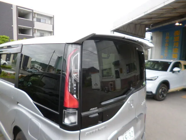 富士市　鈑金塗装　ステップワゴン　テールゲート、テールゲートサブドア　交換塗装修理