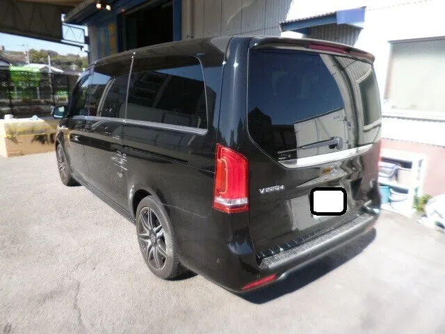 富士市　鈑金塗装　ベンツVワゴン　左スライドドア、リヤフェンダーキズ修理塗装