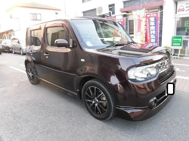 富士市　鈑金塗装　ニッサン　キューブ　フード、ルーフキズ塗装修理