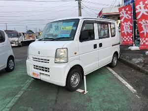 エブリイ