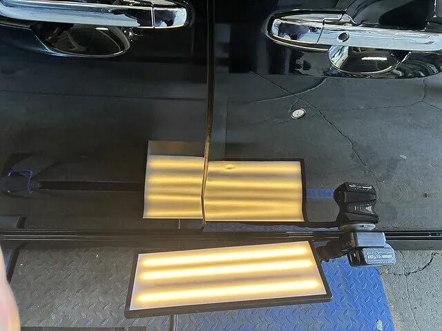 石川県小松市　デントリペア　ホンダ NBOX 右フロントドア