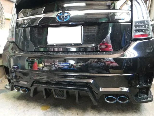 ＺＶＷ３０　プリウス　ガナドールマフラー修正　