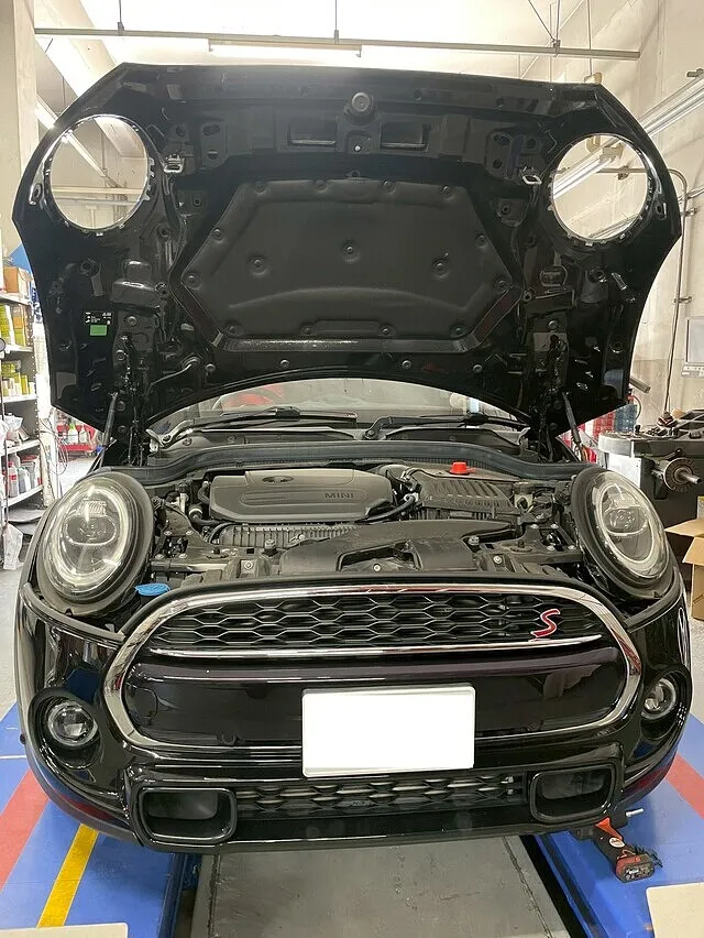 大阪・泉大津　BMW ミニ　車検