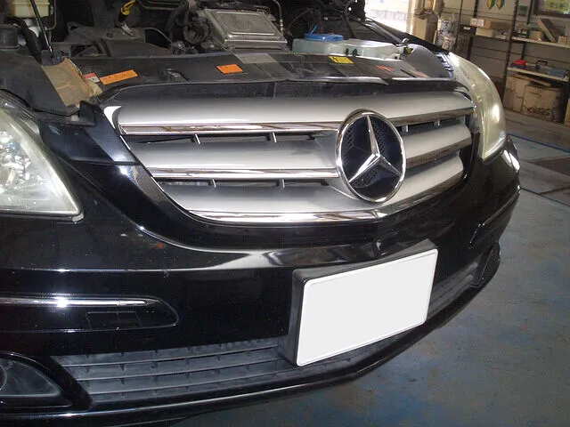 つくば市　車修理　メルセデス・ベンツ B200ターボ　ワイパー修理　異音修理　ワイパースイッチ交換・右ドライブシャフトインナーブーツ交換・左右スタビライザーリンク交換　総額：約8万円